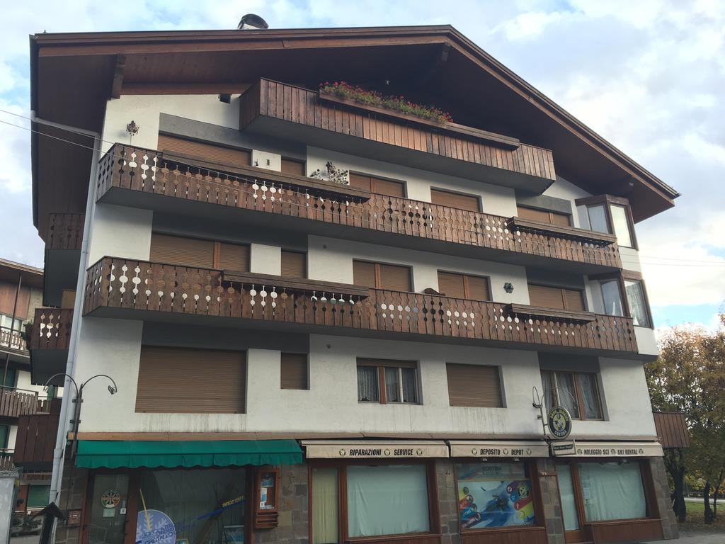 Villa Cristallino -Stayincortina กอร์ตินาดัมเปซโซ ภายนอก รูปภาพ